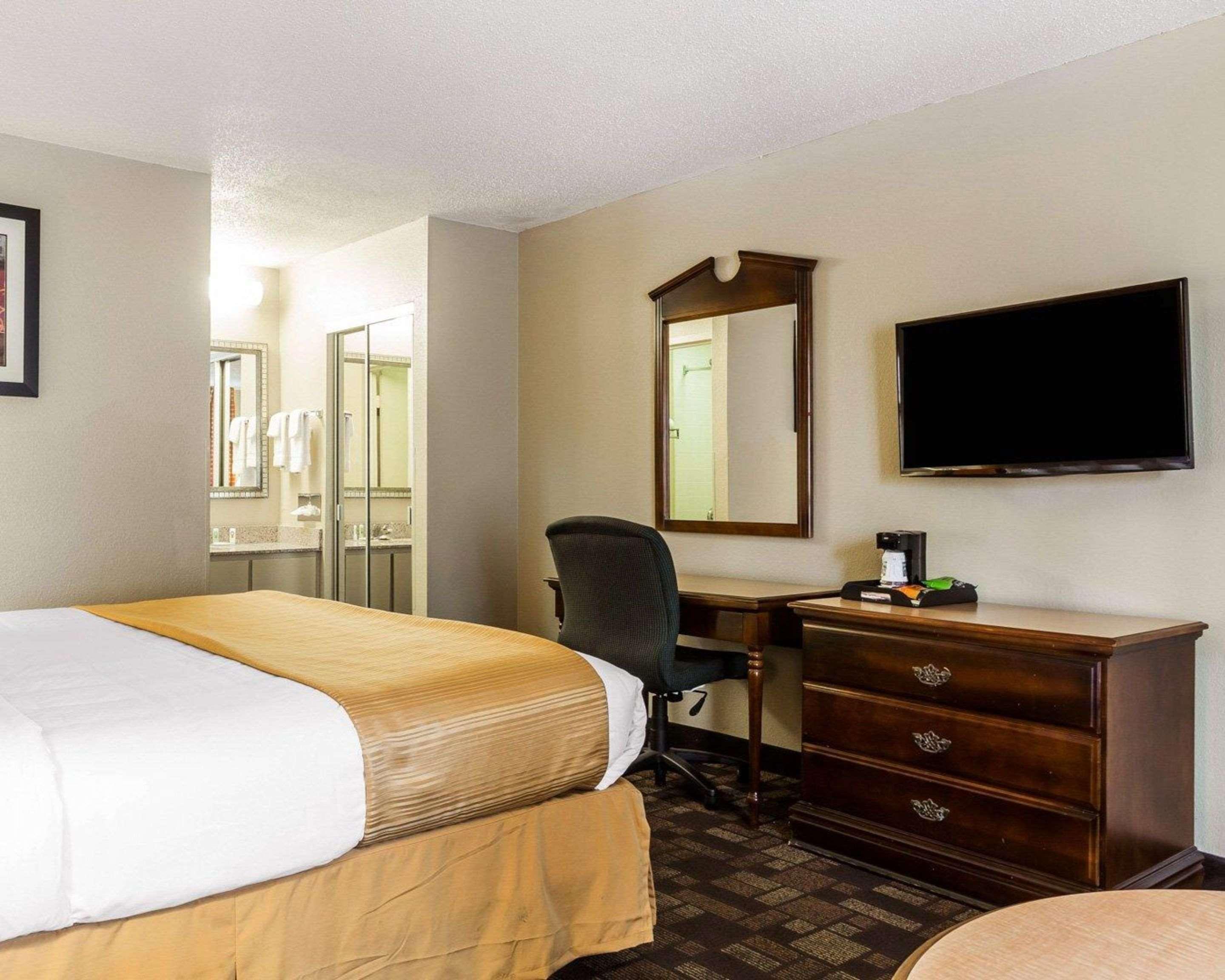 Motel 6 Montgomery, Al - Eastern Blvd. מראה חיצוני תמונה