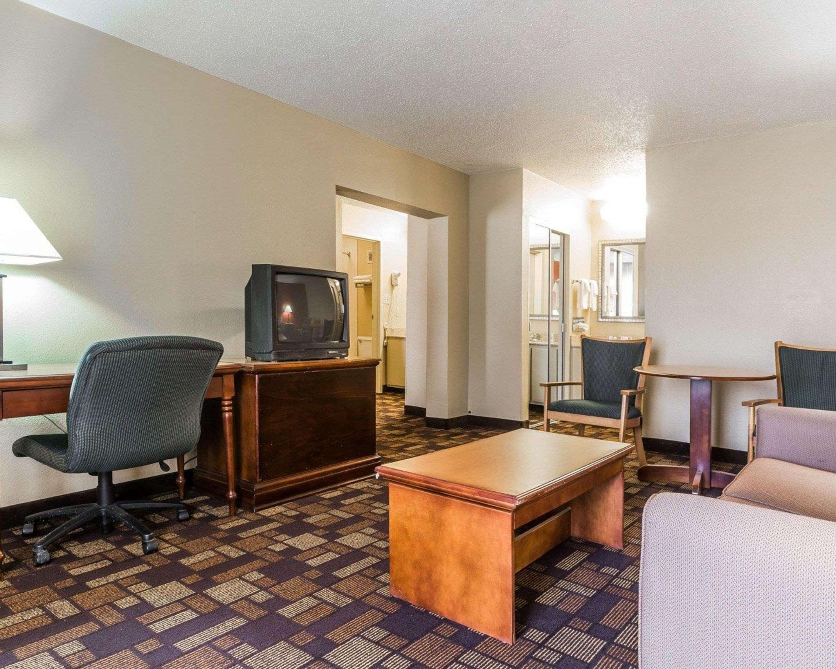 Motel 6 Montgomery, Al - Eastern Blvd. מראה חיצוני תמונה