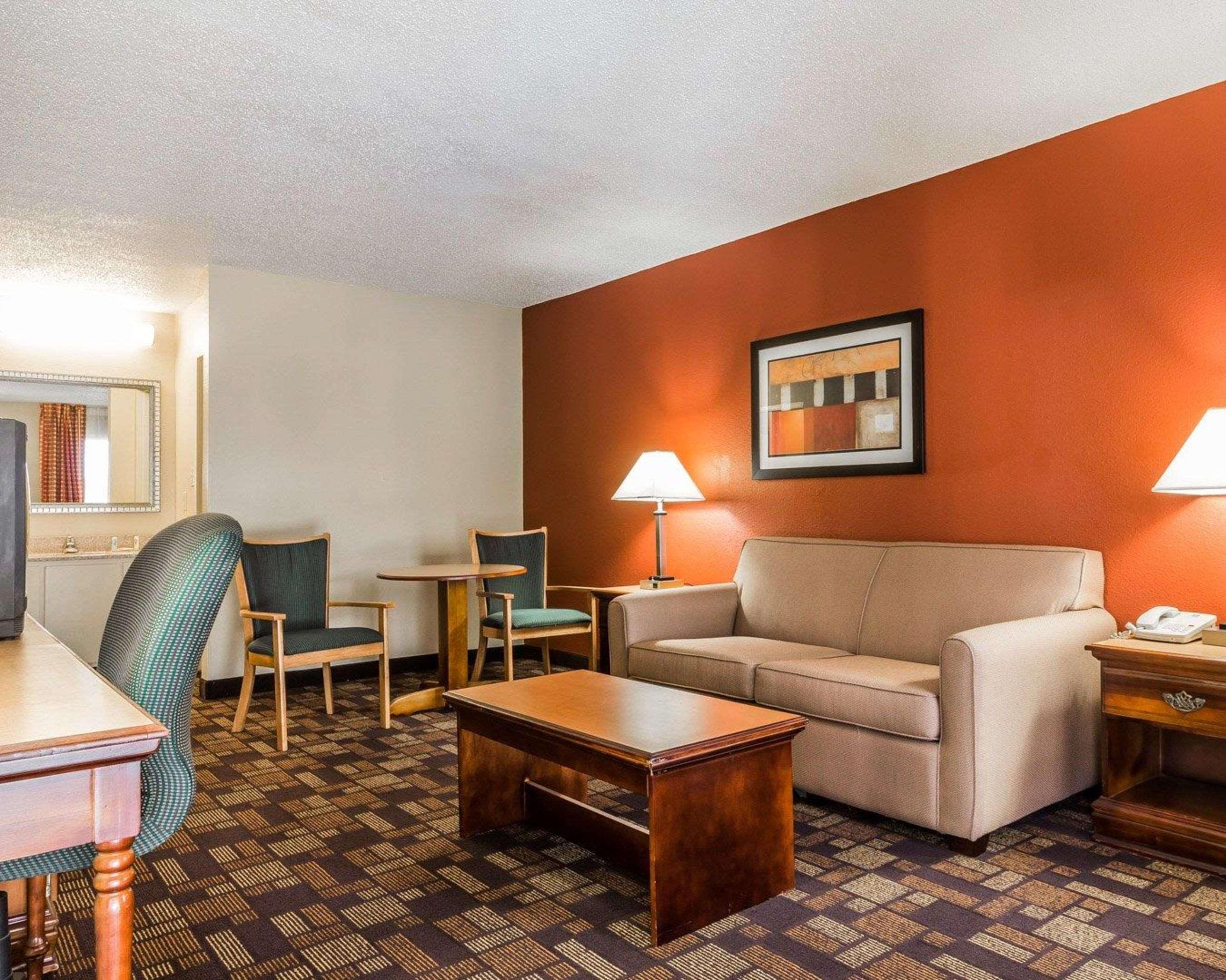 Motel 6 Montgomery, Al - Eastern Blvd. מראה חיצוני תמונה