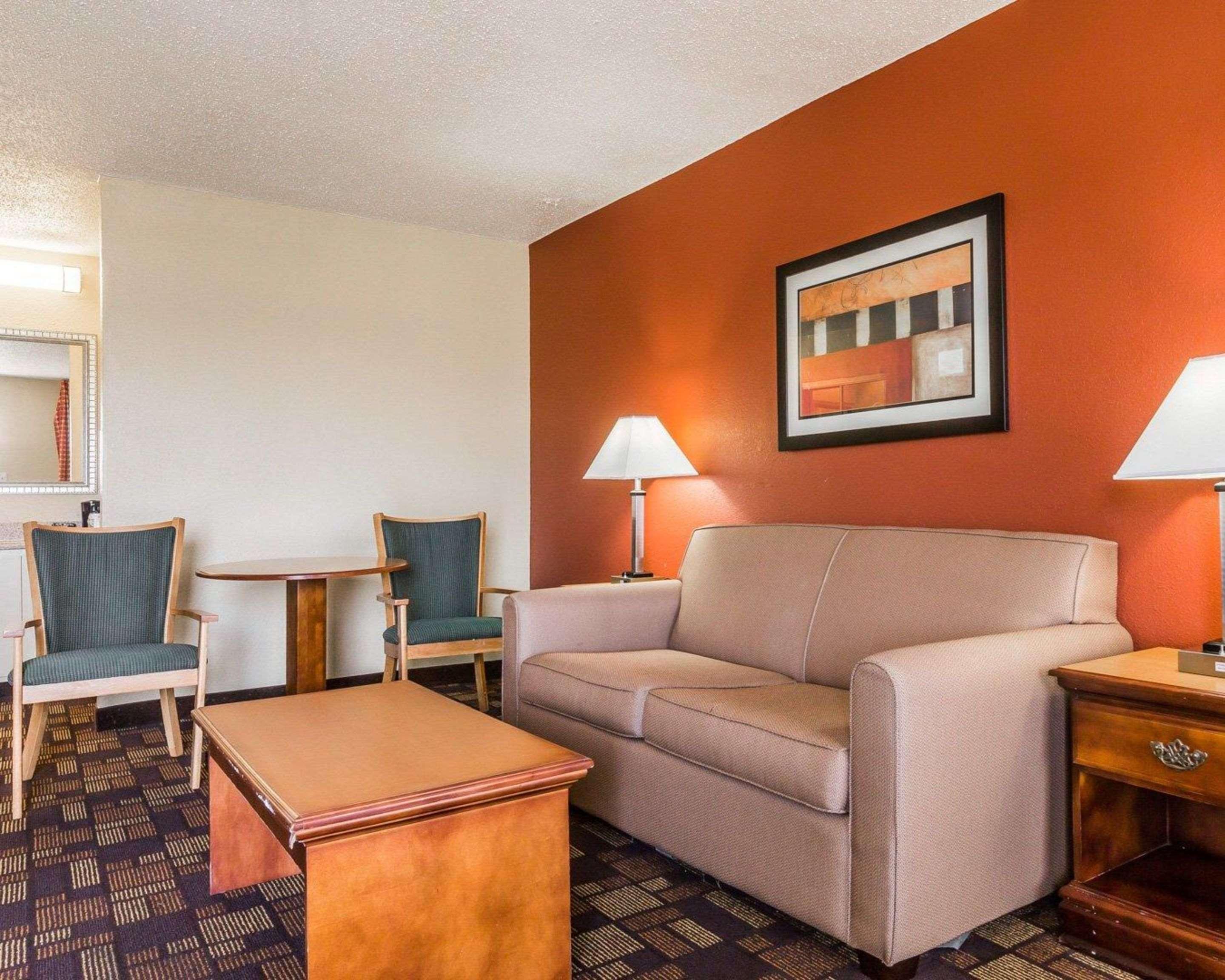 Motel 6 Montgomery, Al - Eastern Blvd. מראה חיצוני תמונה