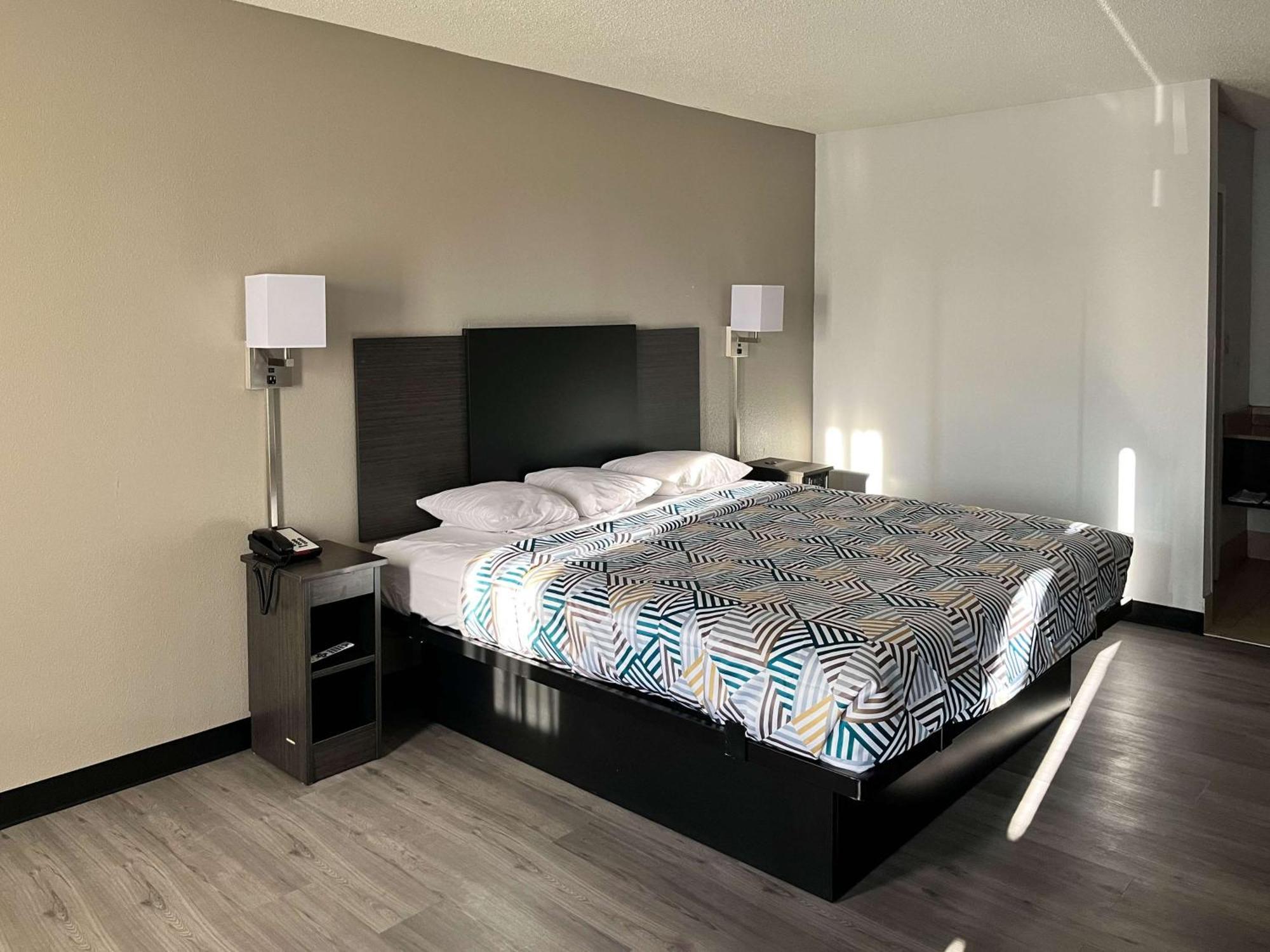 Motel 6 Montgomery, Al - Eastern Blvd. מראה חיצוני תמונה