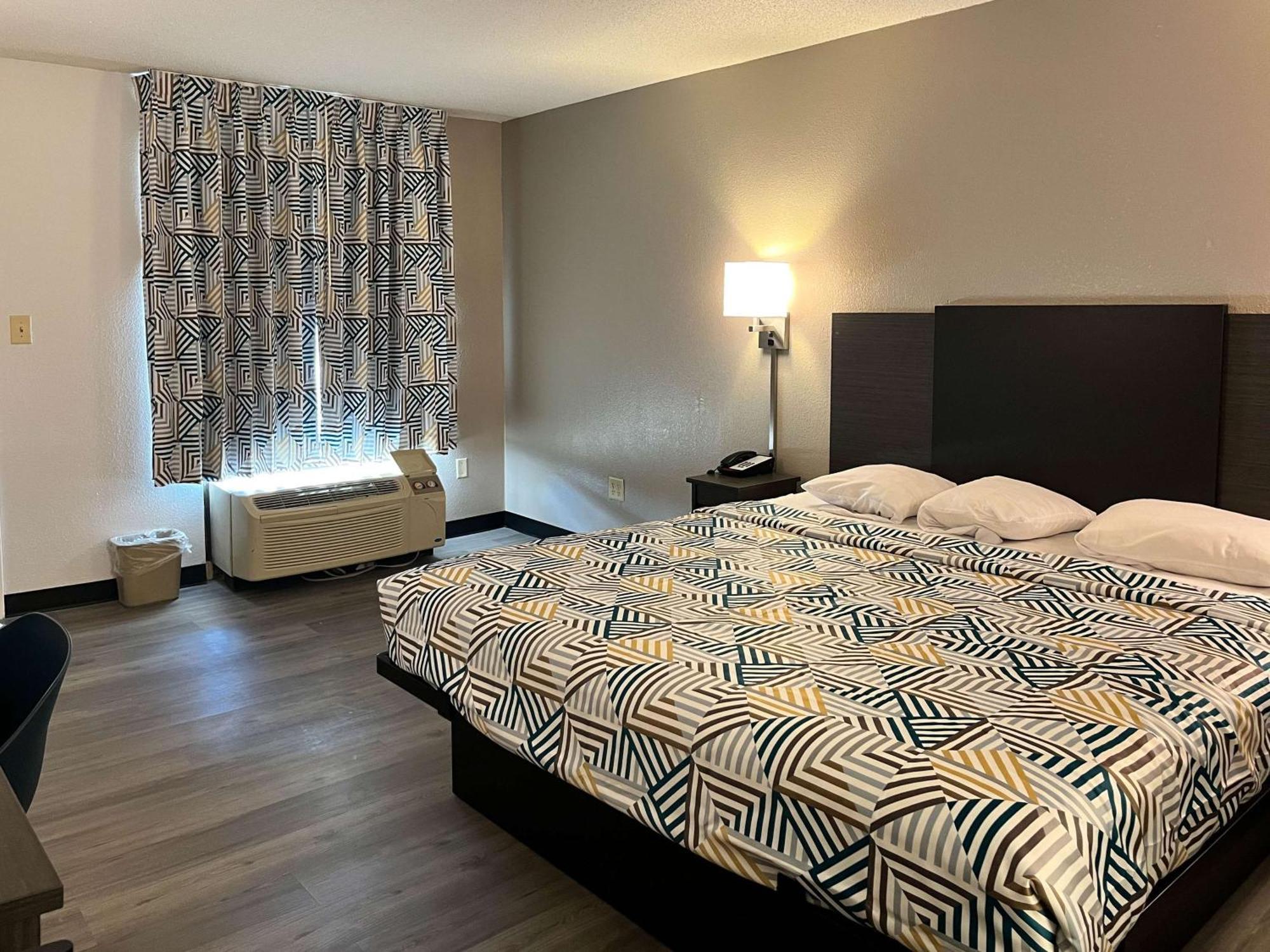 Motel 6 Montgomery, Al - Eastern Blvd. מראה חיצוני תמונה
